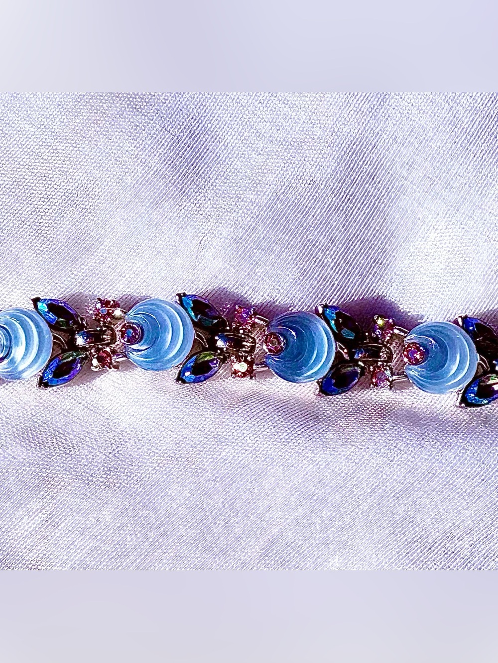 👑 Trifari Book Piece Weiss Bracelet